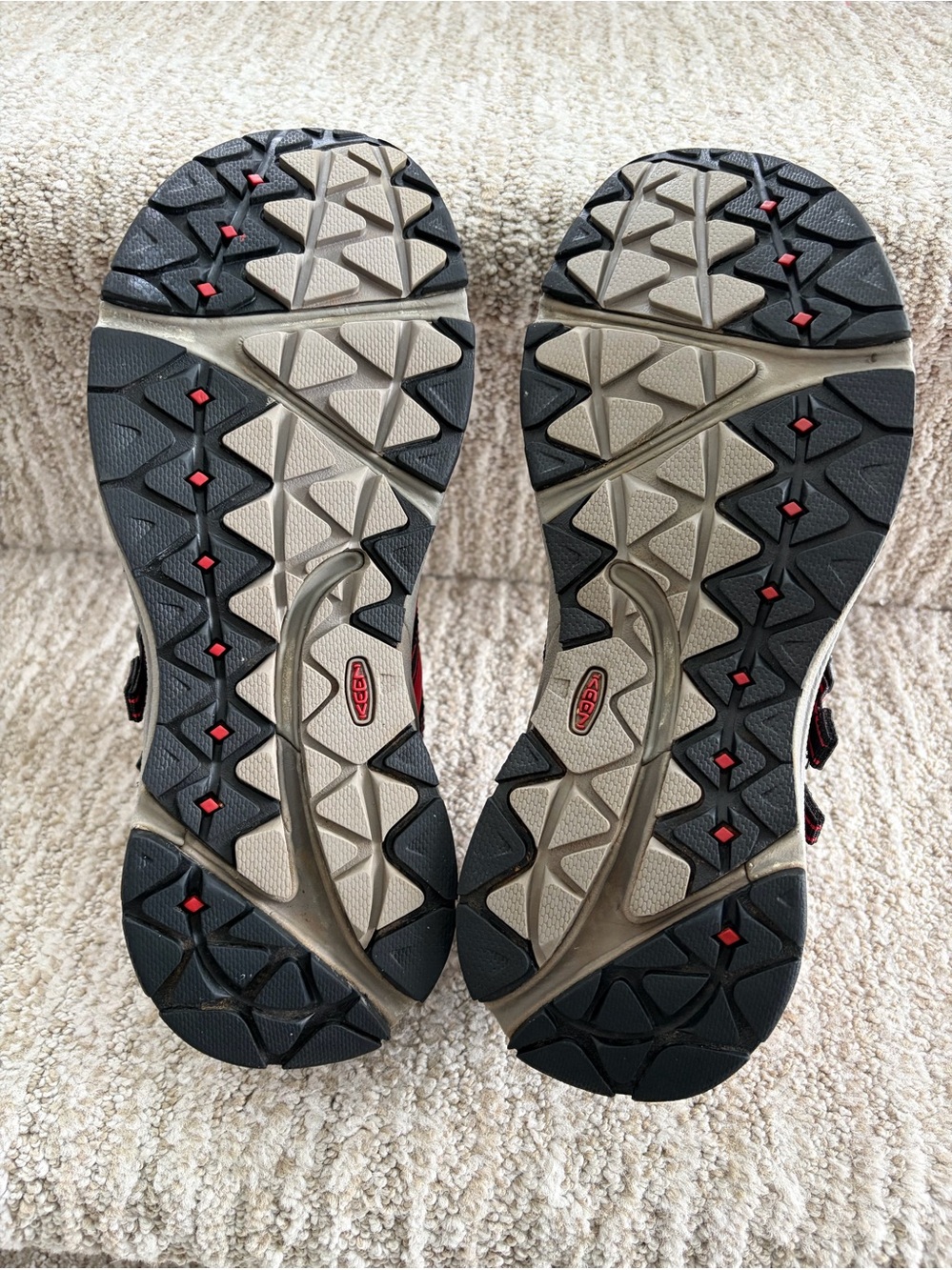 Keen Malibu Mary Jane waterproof trail shoes. Women’s size 9. - Picture 10 of 10